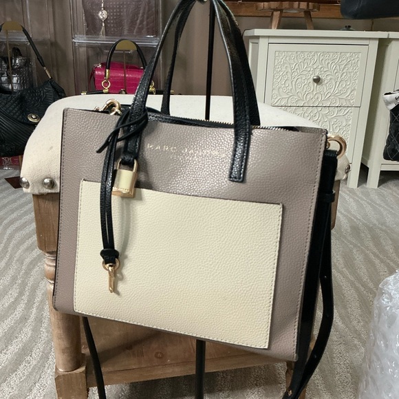 The Marc Jacobs Editor 29 Taupe and Cream Satchel Bag - Picture 3 of 10